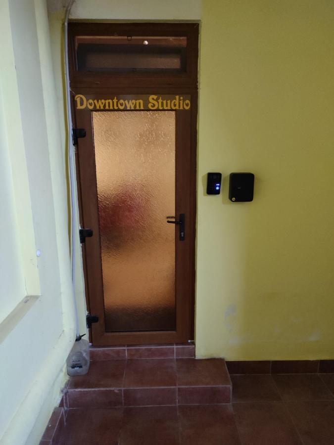 Downtown Studio Орадеа Екстериор снимка